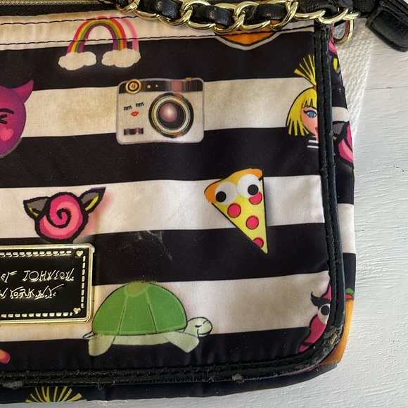 Betsey Jonson purse used flawed Stylish Black and White Striped Women's Bag - Picture 2 of 7